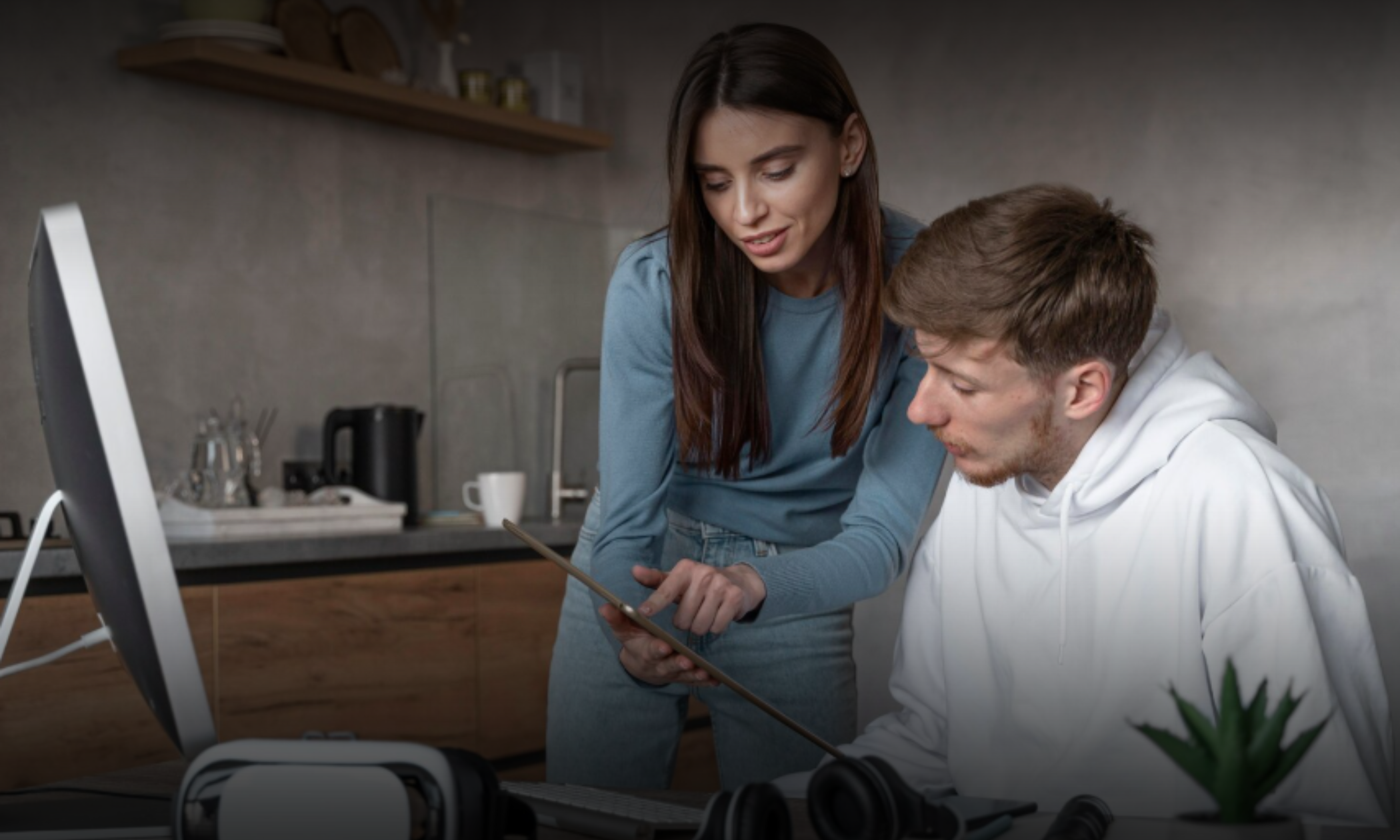 Smart Accessories: Technology Transforms Computer Setups